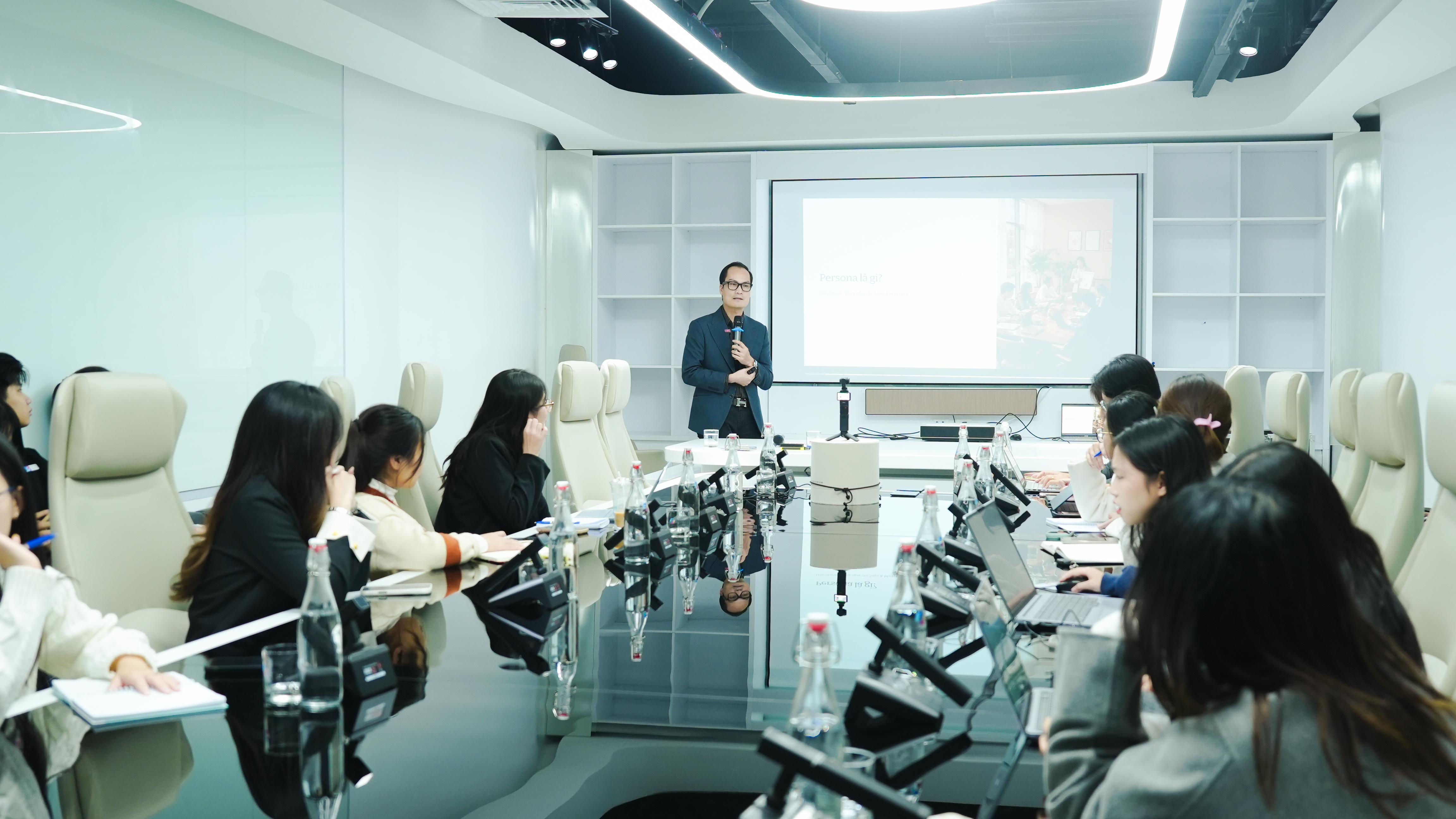 Tư vấn chiến lược