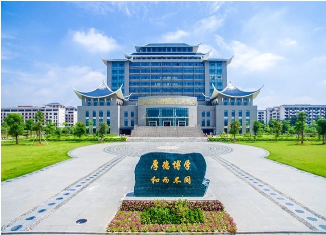 DU LỊCH KẾT HỢP THAM QUAN CÔNG NGHỆ - ĐẠI HỌC